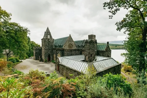Oban, Glencoe, Highland Lochs & Castles Tour